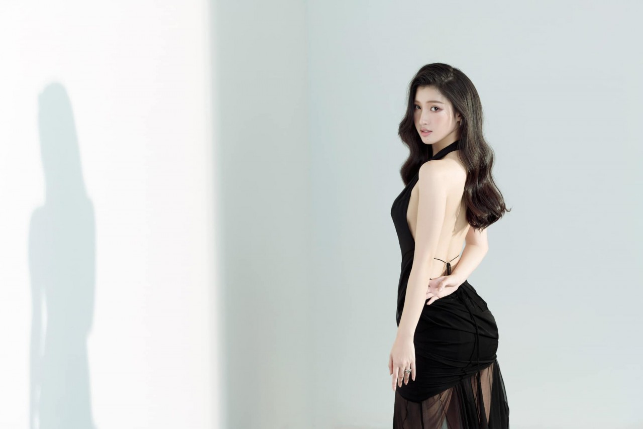 Á hậu Phương Nhi