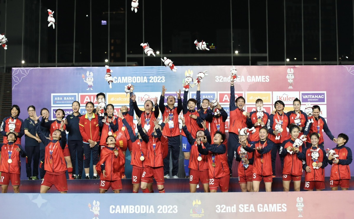 AFC vinh danh, báo chí Đông Nam Á ca ngợi đội tuyển nữ Việt Nam AFC vinh danh, báo chí Đông Nam Á ca ngợi đội tuyển nữ Việt Nam