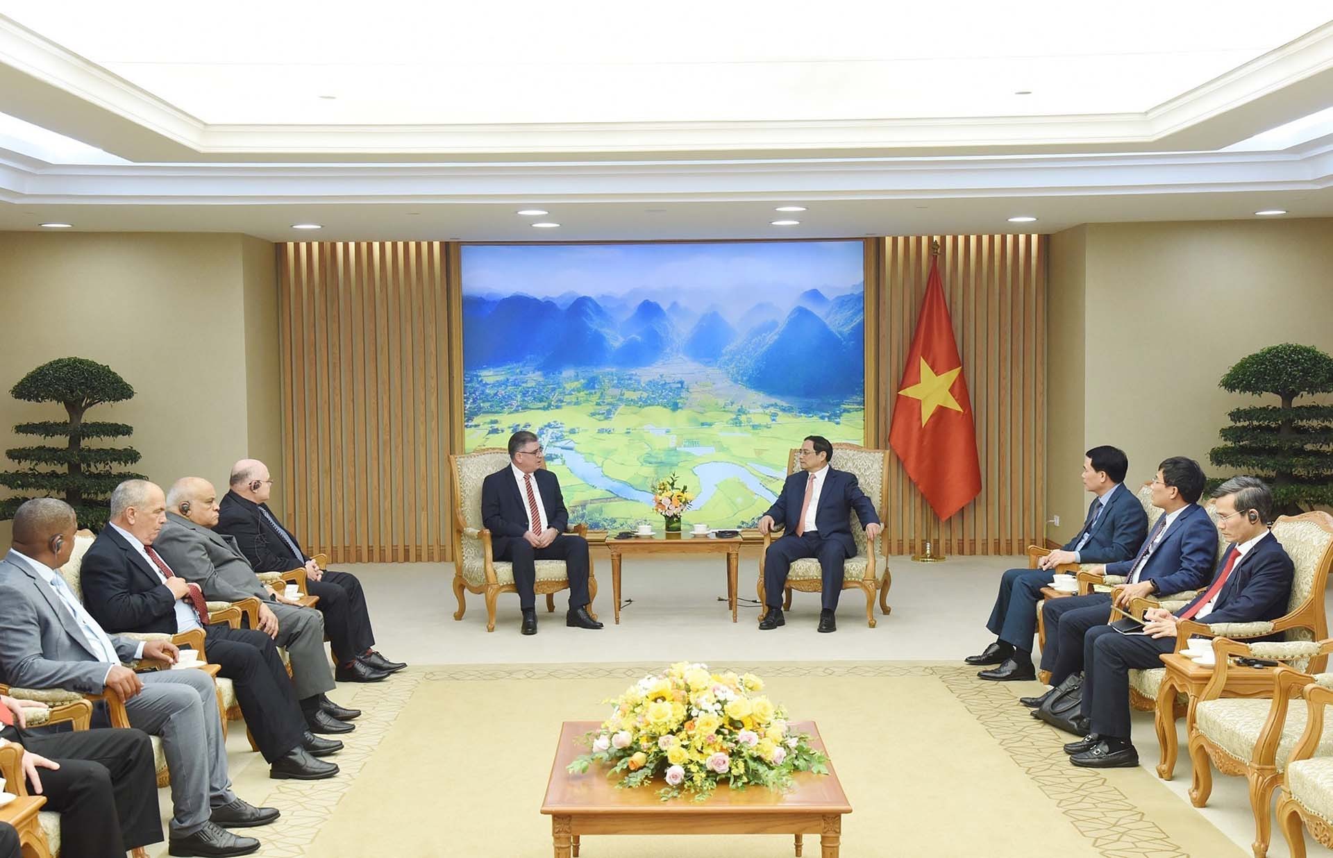 Thủ tướng Phạm Minh Chính tiếp Bộ trưởng Nội vụ Cuba Lázaro Alberto Álvarez Casas. (Nguồn: TTXVN) Thủ tướng Phạm Minh Chính tiếp Bộ trưởng Nội vụ Cuba Lázaro Alberto Álvarez Casas. (Nguồn: TTXVN)