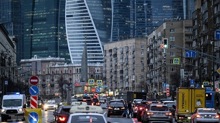 gia xang dau tai nga tang cao tong thong putin noi gi kinh te moscow cay nho dau mo