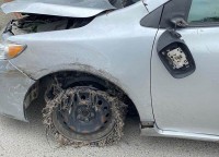 Kinh nghiệm lái xe: Cách phòng tránh nổ lốp ô tô khi trời nắng nóng