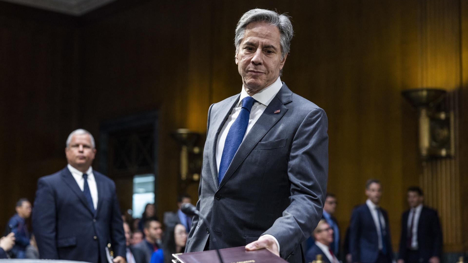 my ha vien ra toi hau thu cho bo ngoai giao ngoai truong blinken dung truoc nguy co bi buoc toi