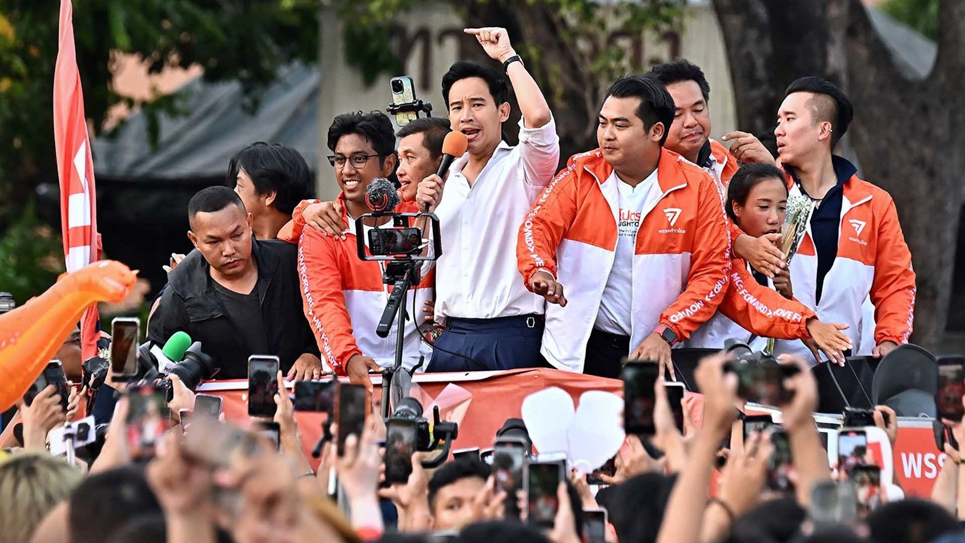 diem nhan tu hai cuoc bau cu