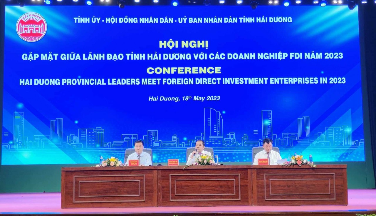 Lãnh đạo tỉnh Hải Dương lắng nghe ý kiến đóng góp của các doanh nghiệp FDI. (Nguồn: Báo Đầu tư) Lãnh đạo tỉnh Hải Dương lắng nghe ý kiến đóng góp của các doanh nghiệp FDI. (Nguồn: Báo Đầu tư)
