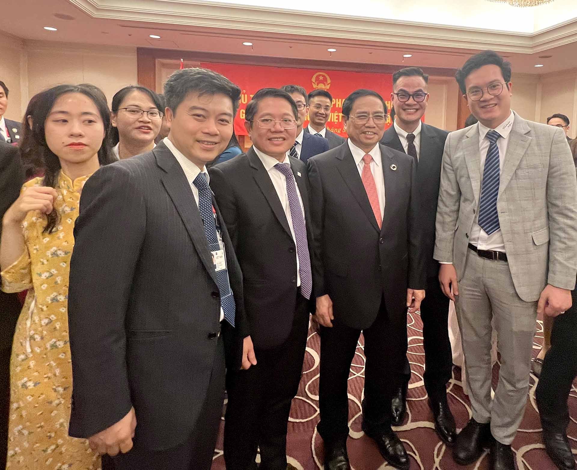 Thủ tướng Phạm Minh Chính gặp cộng đồng người Việt Nam tại Nhật Bản