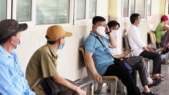 covid19 ngay 195 1980 ca mac moi hon 400 nguoi khoi benh 88 f0 dang tho oxy