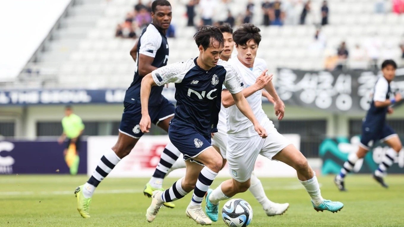 van toan toi chua hieu ro triet ly bong da cua hlv troussier