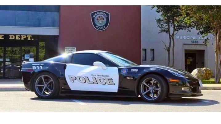 mexico ra mat biet doi canh sat su dung sieu xe duong dau voi toi pham