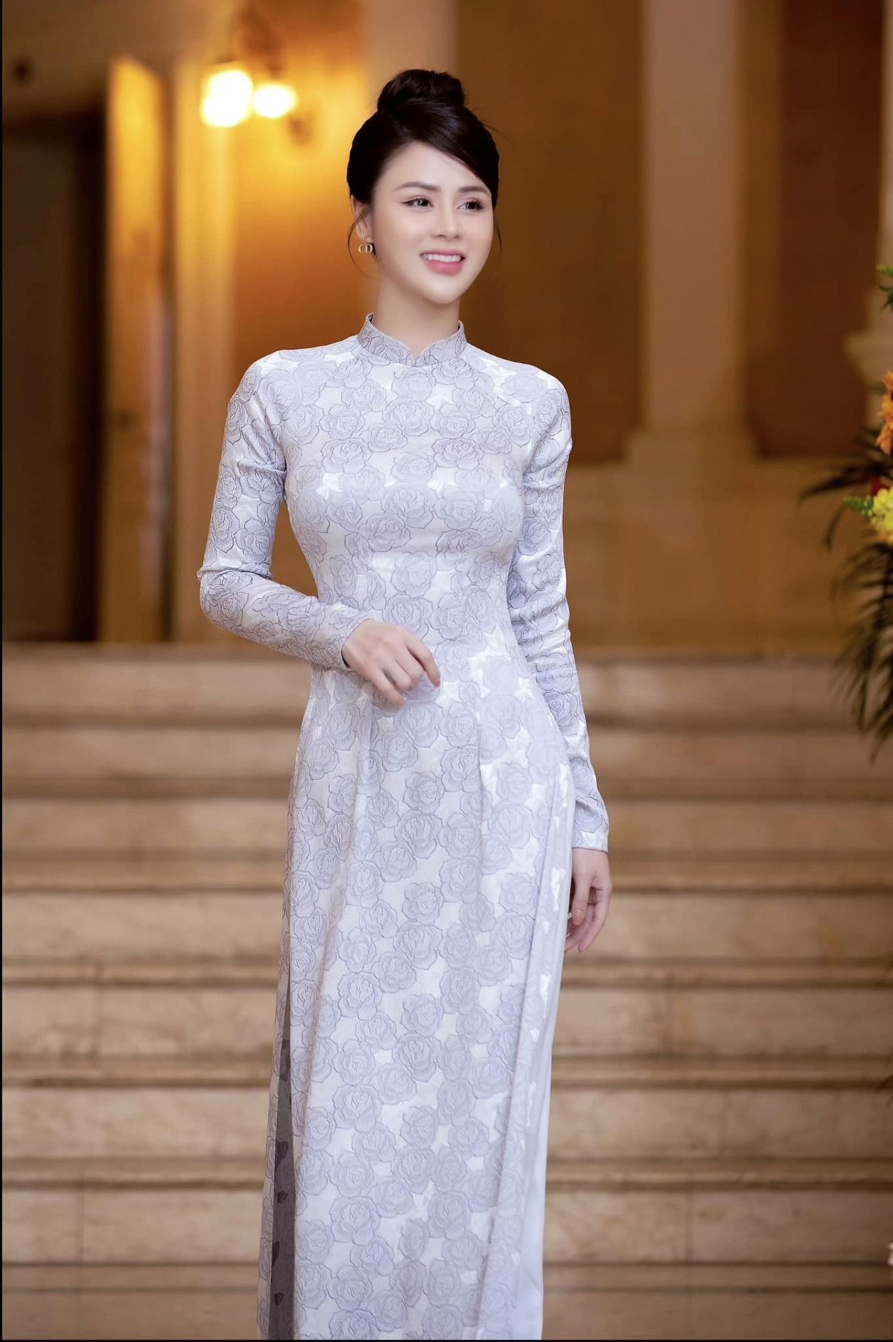 Nhan sắc diễn viên Lương Thu Trang