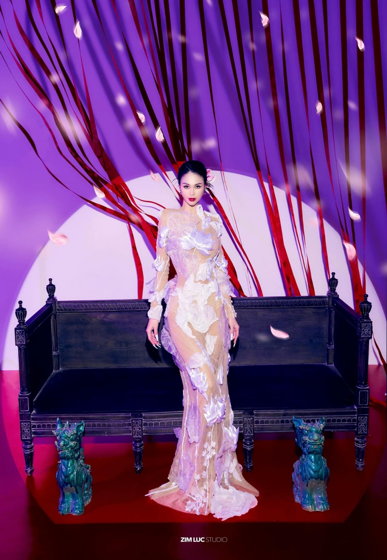 Nhan sắc diễn viên Lương Thu Trang