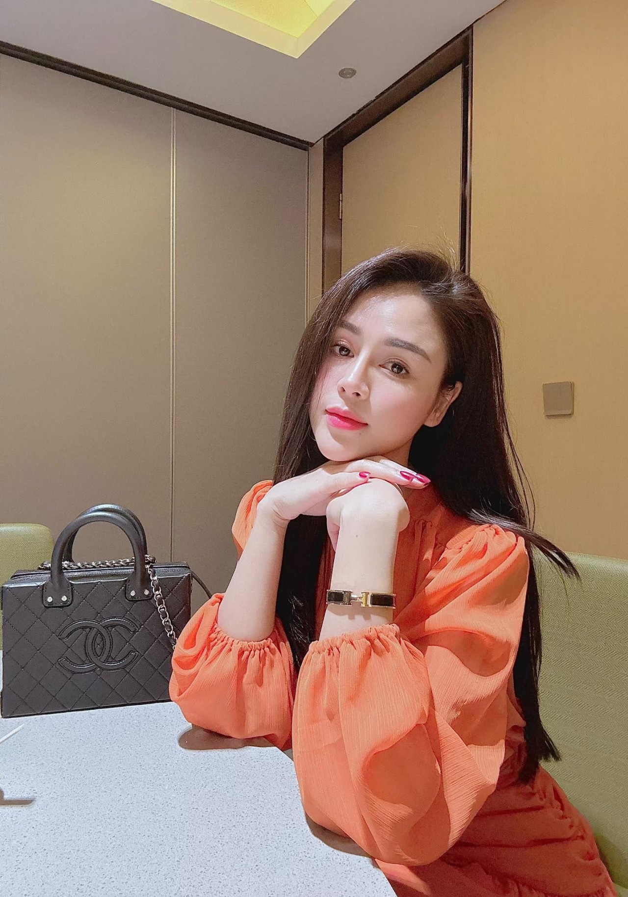 Nhan sắc diễn viên Lương Thu Trang