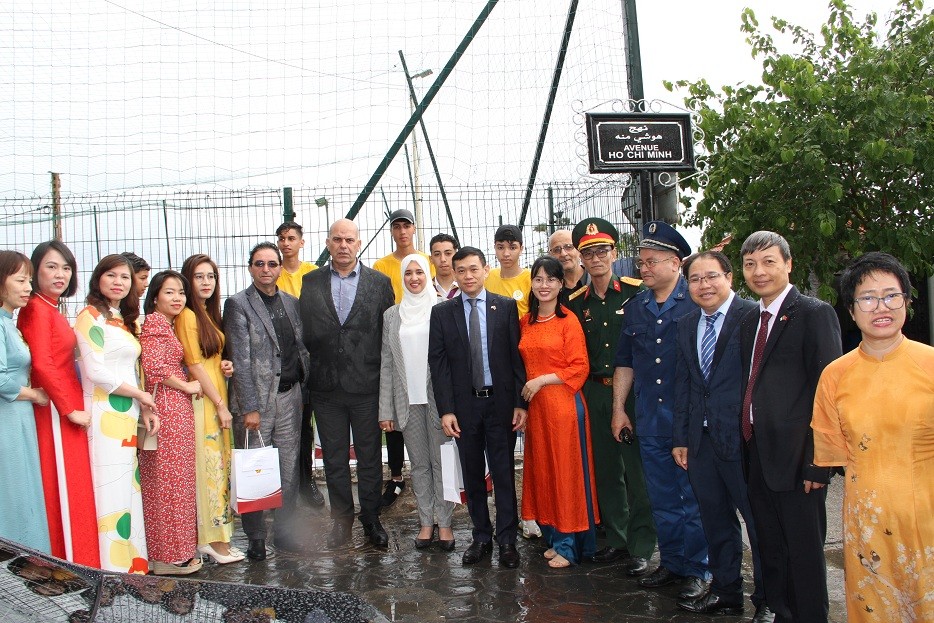 Trang trọng kỷ niệm 133 năm ngày sinh Chủ tịch Hồ Chí Minh tại Algeria