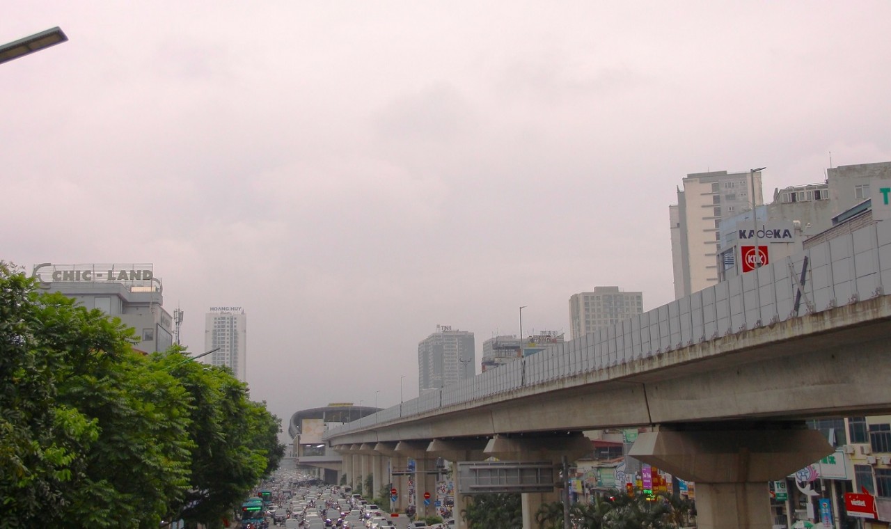 Dự báo thời tiết đêm nay và ngày mai (22-23/5): Mưa giông diện rộng, Hà Nội có mưa rào và giông, nhiều khu khu vực mưa rào, cục bộ mưa vừa mưa to