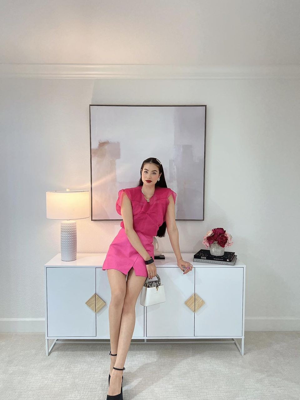 Hoa hậu Phạm Hương