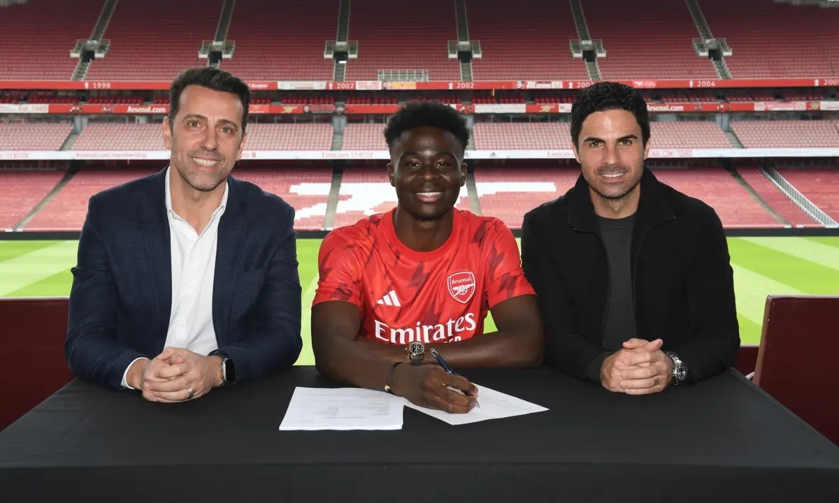 : Man City củng cố lực lượng; Bukayo Saka ký mới Arsenal; : Man City củng cố lực lượng; Bukayo Saka ký mới Arsenal;