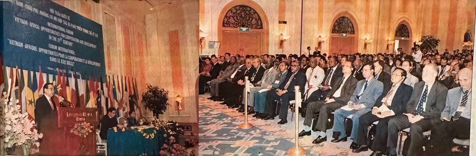 Thủ tướng Phan Văn Khải phát biểu tại Hội thảo “Việt Nam - châu Phi: Cơ hội hợp tác và phát triển trong thế kỷ XXI”, tháng 5/2003. (Ảnh: NVCC) Thủ tướng Phan Văn Khải phát biểu tại Hội thảo “Việt Nam - châu Phi: Cơ hội hợp tác và phát triển trong thế kỷ XXI”, tháng 5/2003. (Ảnh: NVCC)