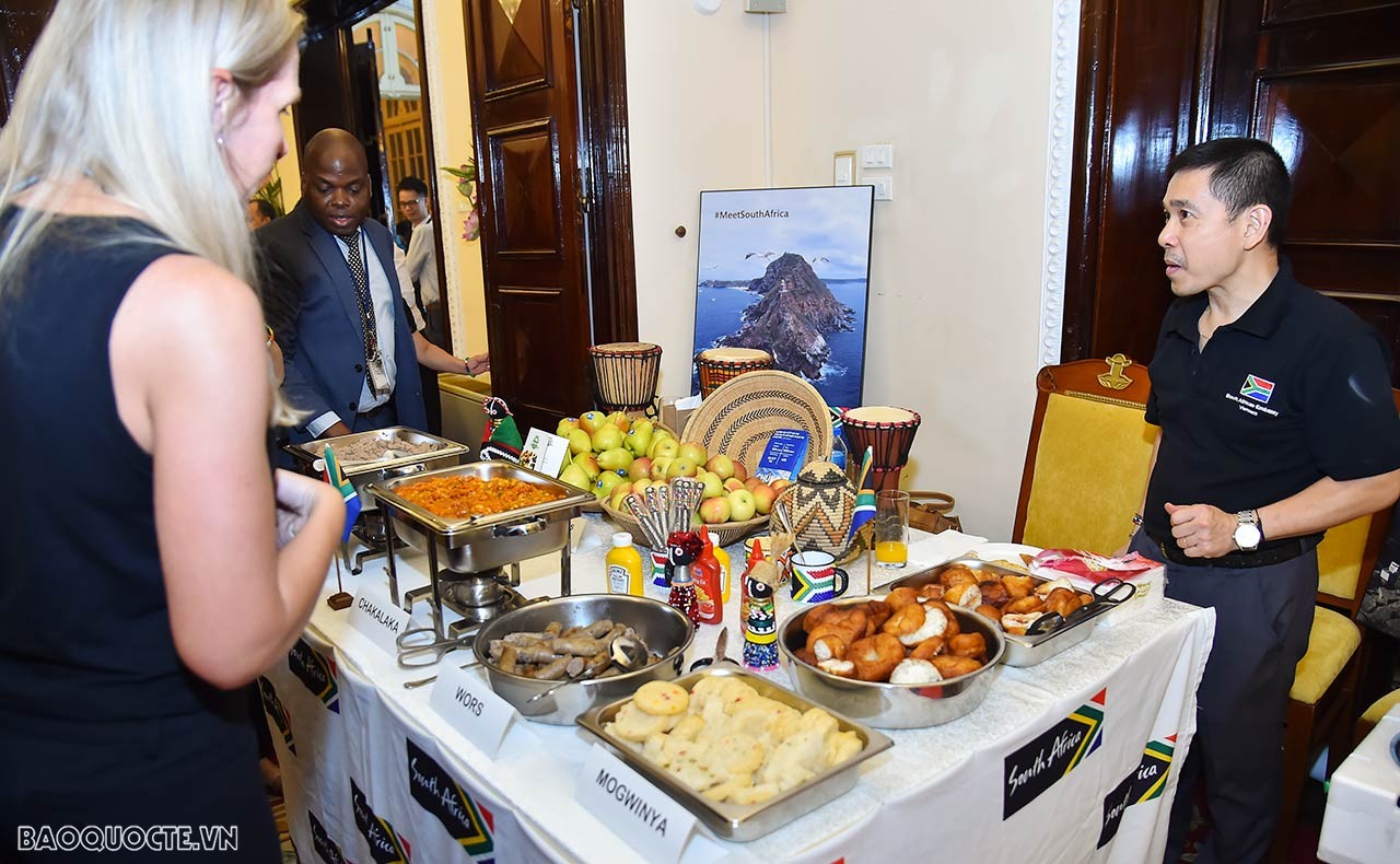 Tưng bừng Lễ kỷ niệm Ngày châu Phi 2023 tại Hà Nội Tưng bừng Lễ kỷ niệm Ngày châu Phi 2023 tại Hà Nội