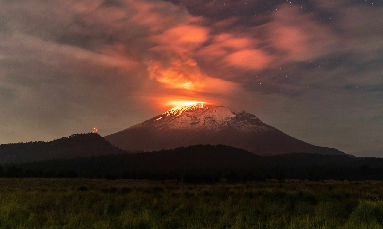 Hàng triệu người dân Mexico bị ảnh hưởng bởi vụ núi lửa phun trào Hàng triệu người dân Mexico bị ảnh hưởng bởi vụ núi lửa phun trào