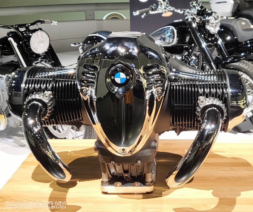 Động cơ của các loại xe moto thế hệ nhưng năm 2000. (Ảnh: MH)