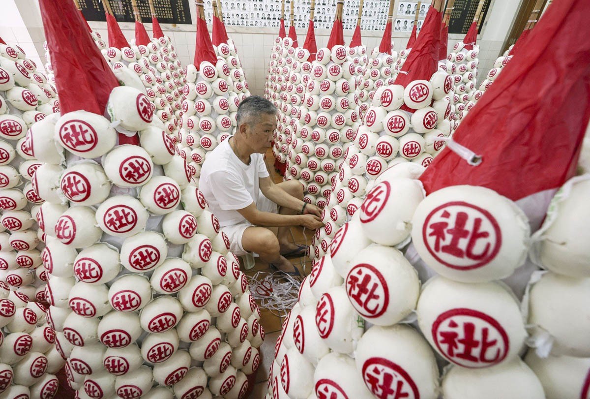 Lễ hội bánh bao ở Hong Kong (Trung Quốc) lần đầu tiên trở lại sau dịch Covid-19 Lễ hội bánh bao ở Hong Kong (Trung Quốc) lần đầu tiên trở lại sau dịch Covid-19