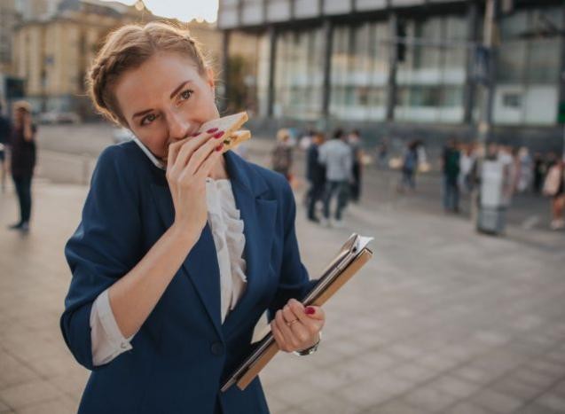 6 thói quen ăn sáng làm chậm quá trình trao đổi chất, cân nặng tăng 'vù vù'