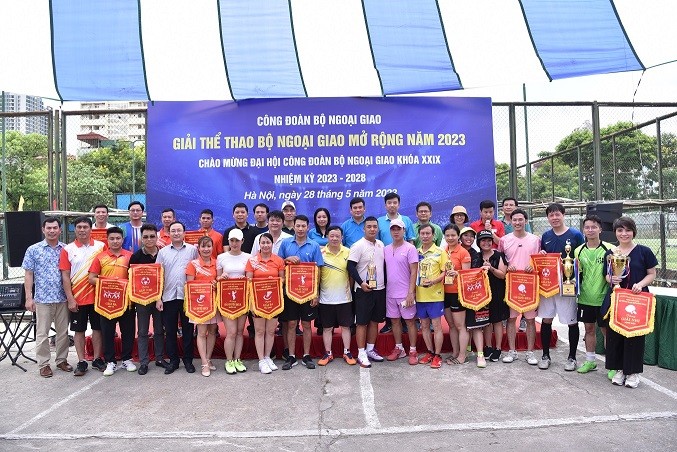 Sôi nổi giải thể thao Bộ Ngoại giao mở rộng năm 2023