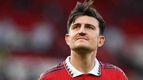 Chuyển nhượng cầu thủ MU: Adrien Rabiot chờ gia nhập; AS Roma tính mượn Harry Maguire; cố gắng đàm phán Harry Kane