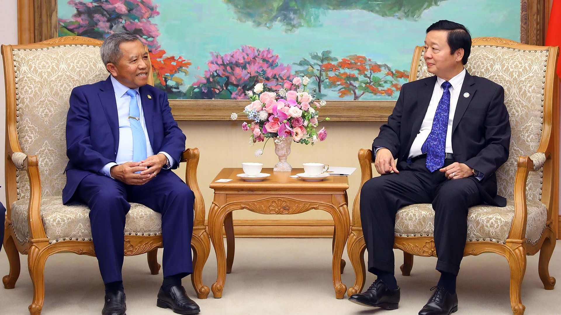 pho thu tuong tran hong ha tiep bo truong bo cong nghe va truyen thong lao