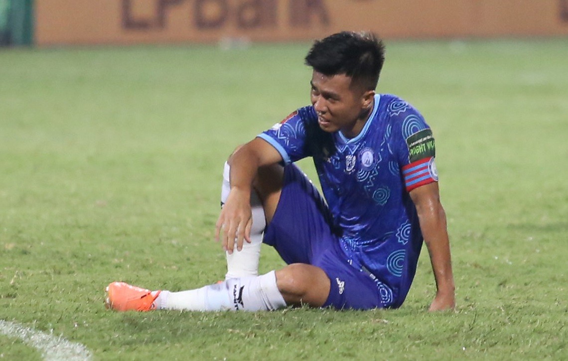 V-League 2023: Những hình ảnh trong trận đấu CLB CAHN hòa Khánh Hòa trên sân Hàng Đẫy V-League 2023: Những hình ảnh trong trận đấu CLB CAHN hòa Khánh Hòa trên sân Hàng Đẫy