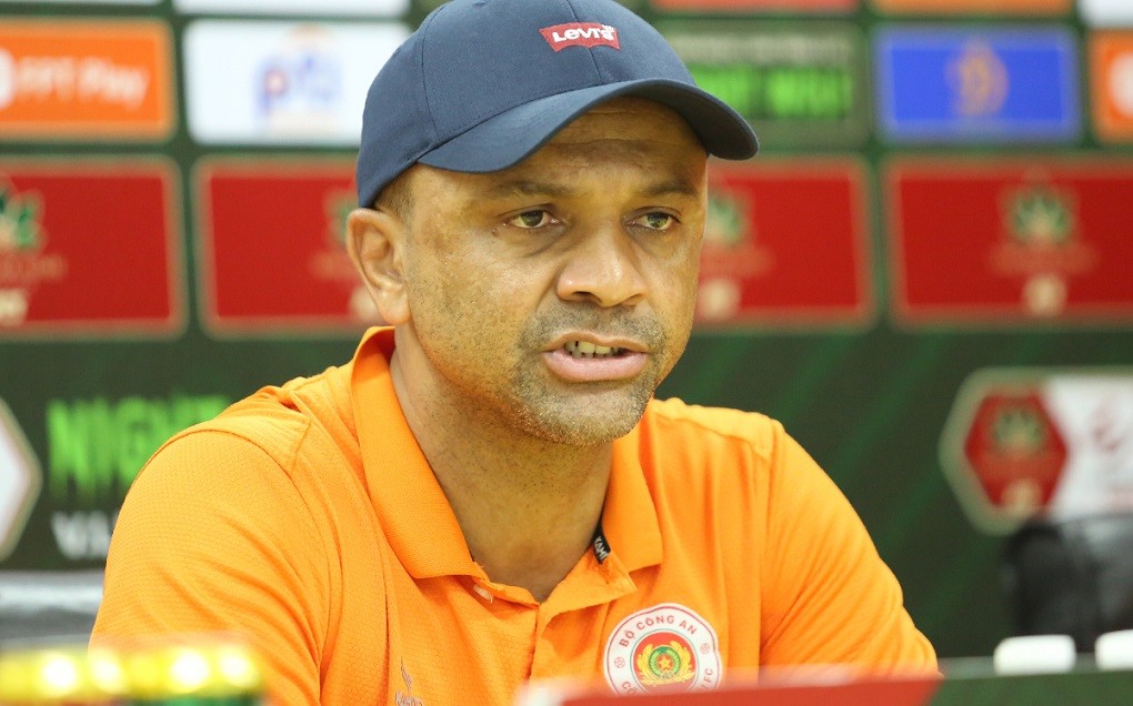 V-League 2023: Những hình ảnh trong trận đấu CLB CAHN hòa Khánh Hòa trên sân Hàng Đẫy V-League 2023: Những hình ảnh trong trận đấu CLB CAHN hòa Khánh Hòa trên sân Hàng Đẫy