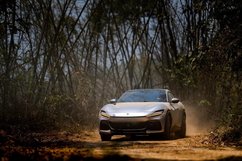 Giá xe Ferrari Purosangue khởi điểm tại Anh là 313.120 bảng Anh (khoảng 8,9 tỷ VNĐ)