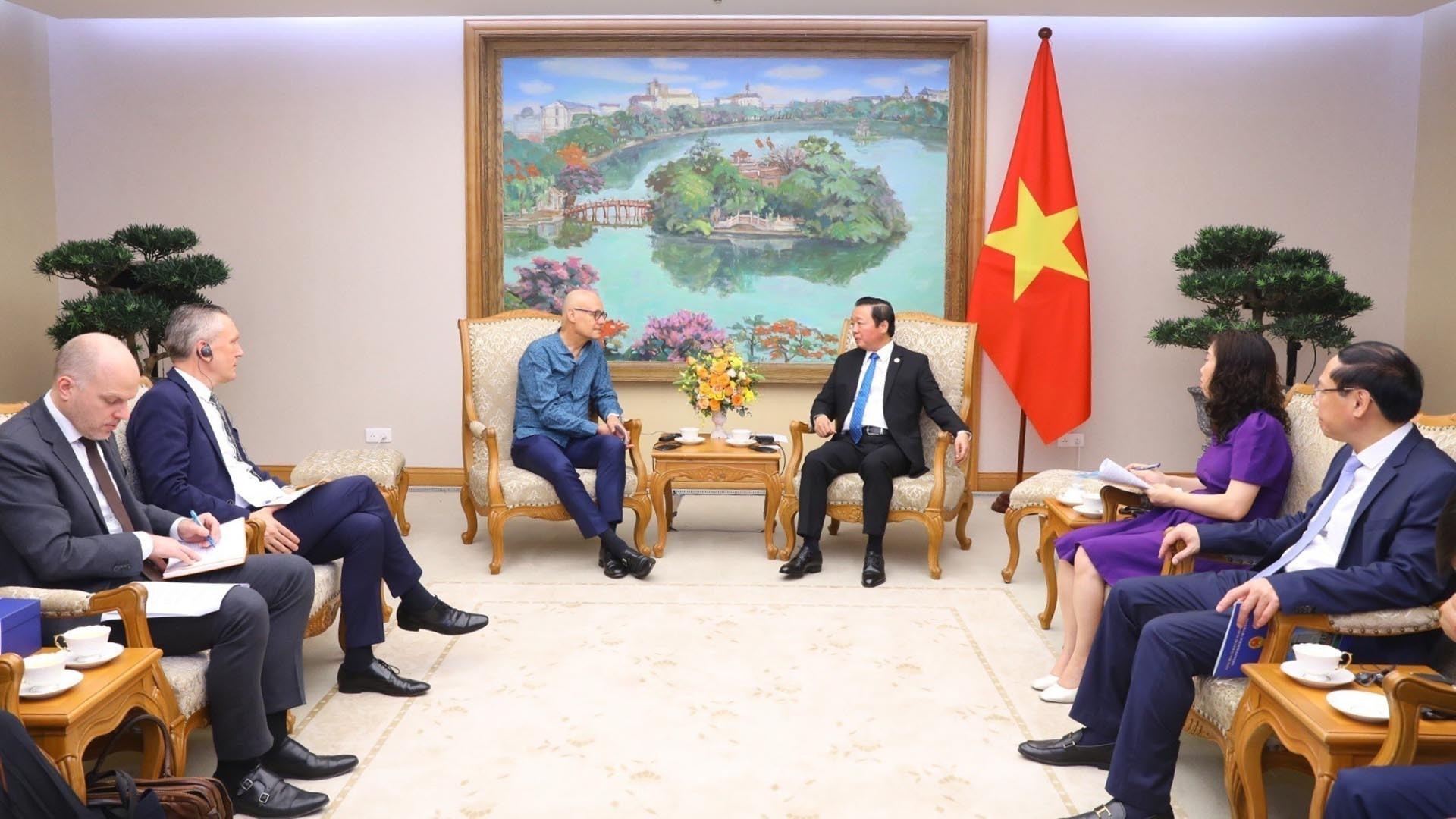 thuc day hop tac phat trien nang luong tai tao giua viet nam voi ha lan hoa ky