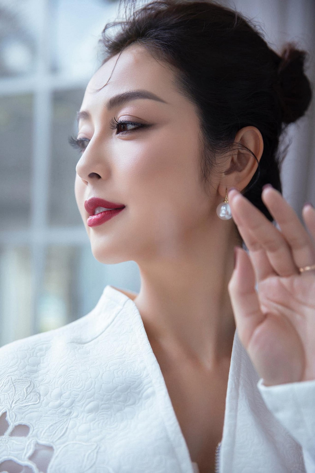 Hoa hậu Jennifer Phạm xinh đẹp trong bộ ảnh thời trang