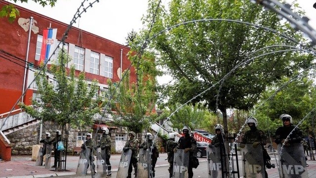 kosovo do loi cang thang cho serbia eu neu phan ung tho nhi ky san sang lam nguoi hoa giai