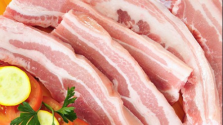 gia heo hoi hom nay 105 gia heo hoi mien bac vuon len dinh cao moi 65000 dongkg