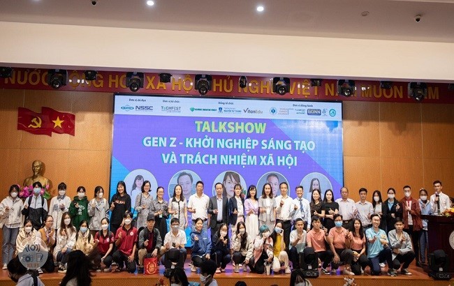 Các hoạt động phát động Cuộc thi diễn ra sôi nổi tại một số trường Đại học và một số tổ chức, đơn vị ở các địa phương. (Trong ảnh: tại trường KHCN thực phẩm TP. Hồ Chí Minh) Các hoạt động phát động Cuộc thi diễn ra sôi nổi tại một số trường Đại học và một số tổ chức, đơn vị ở các địa phương. (Trong ảnh: tại trường KHCN thực phẩm TP. Hồ Chí Minh)