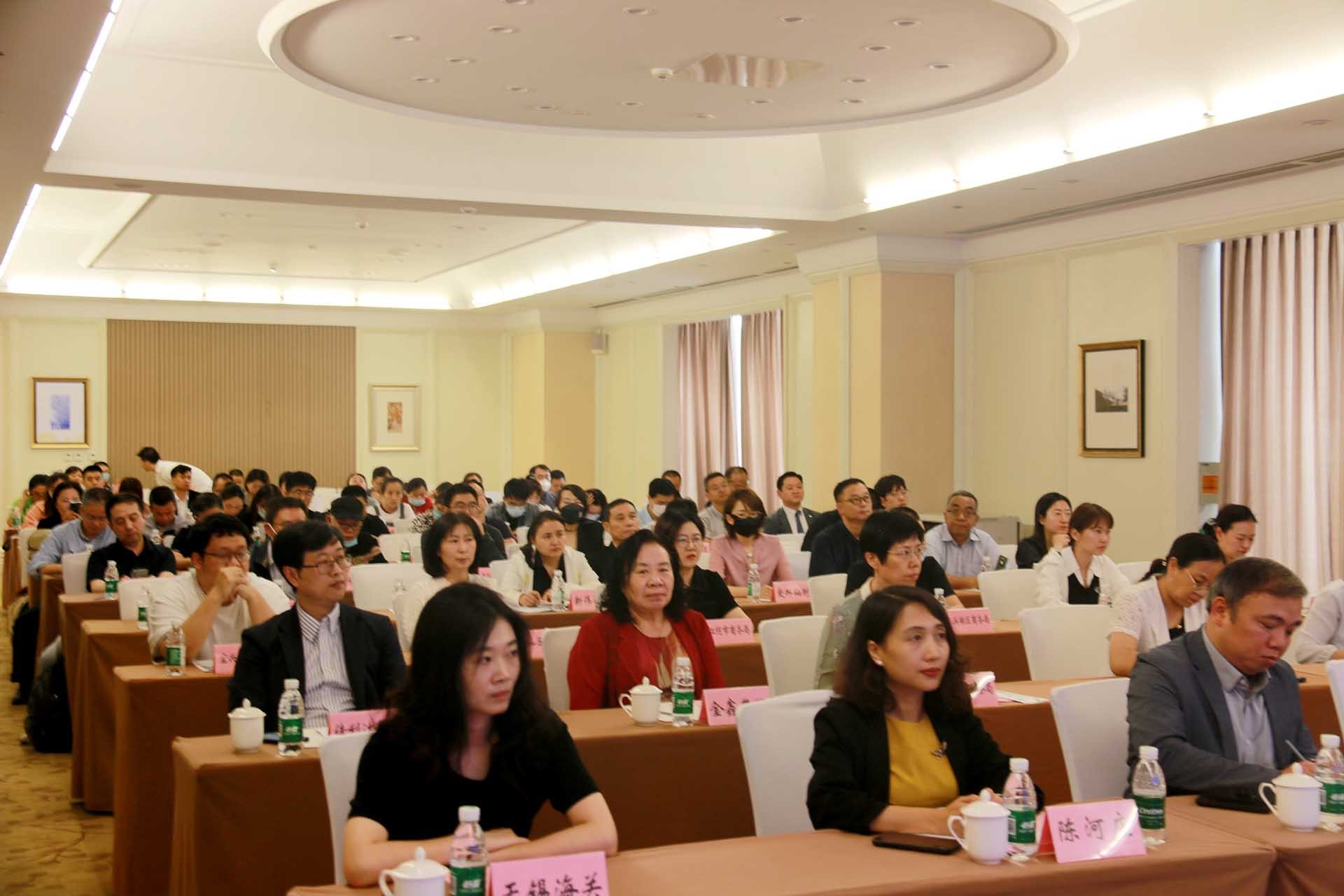 Tọa đàm giới thiệu môi trường kinh doanh, đầu tư của Việt Nam tại Vô Tích, Trung Quốc Tọa đàm giới thiệu môi trường kinh doanh, đầu tư của Việt Nam tại Vô Tích, Trung Quốc