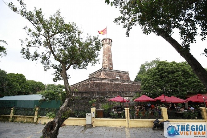 Dự báo thời tiết đêm nay và ngày mai (8-9/6): Hà Nội, Bắc Bộ, Tây Nguyên và Nam Bộ nhiều mây, mưa vừa, mưa to đến rất to; Trung Bộ nắng gián đoạn