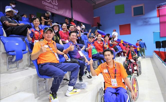 Kết thúc ASEAN Para Games 12, đoàn Việt Nam vượt chỉ tiêu, đạt tổng cộng 201 huy chương, xếp thứ 3 toàn đoàn Kết thúc ASEAN Para Games 12, đoàn Việt Nam vượt chỉ tiêu, đạt tổng cộng 201 huy chương, xếp thứ 3 toàn đoàn