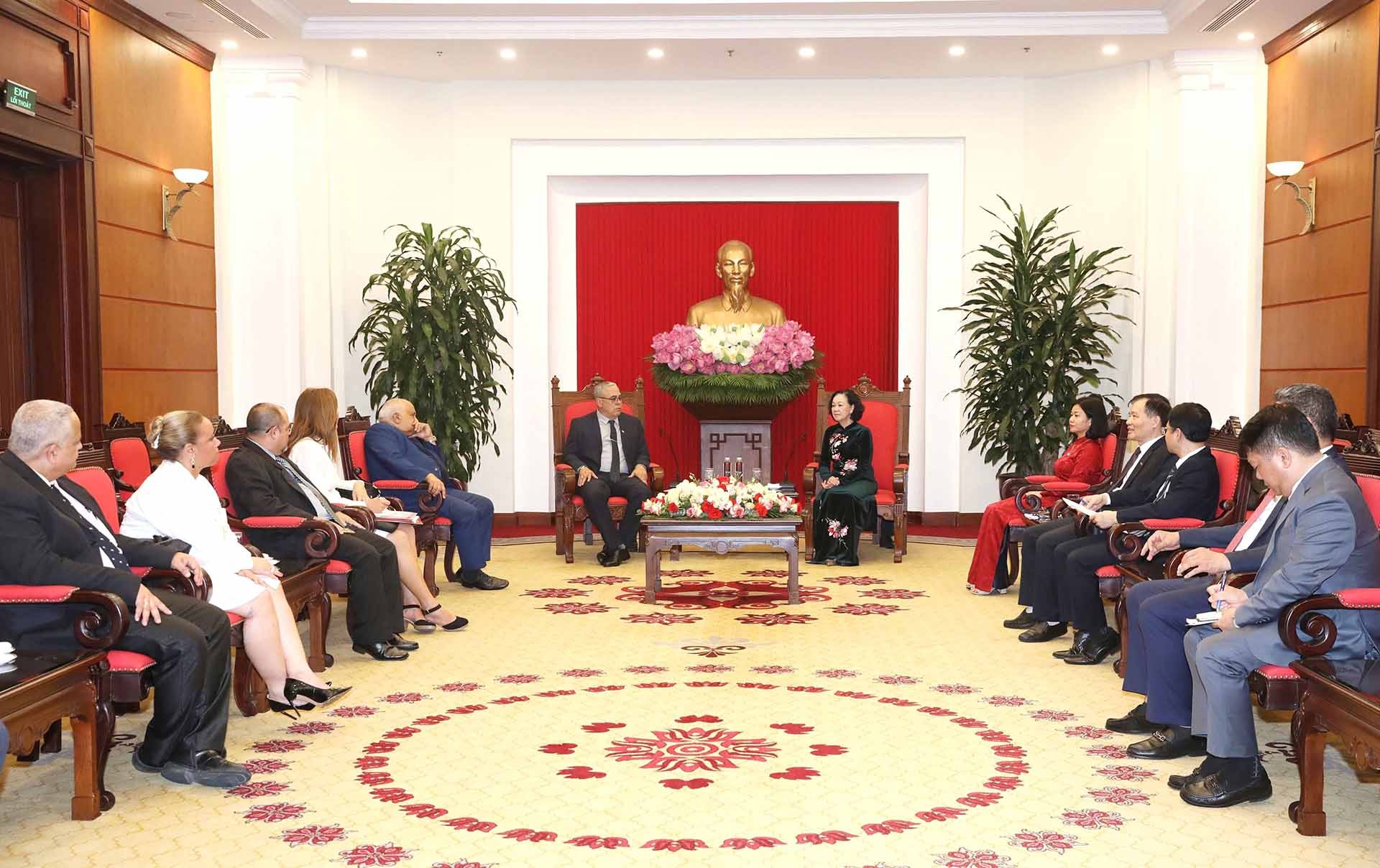 Thường trực Ban Bí thư Trương Thị Mai tiếp Bí thư Thứ nhất Thành uỷ La Habana, Cuba Thường trực Ban Bí thư Trương Thị Mai tiếp Bí thư Thứ nhất Thành uỷ La Habana, Cuba