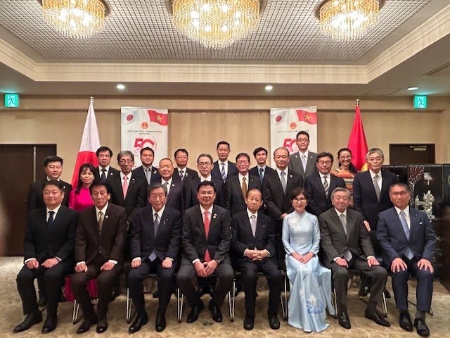 Đại sứ Phạm Quang Hiệu làm việc với Liên minh Nghị sĩ hữu nghị Nhật-Việt
