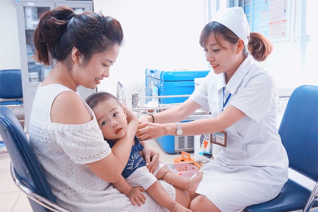 Bộ Tài chính: Chưa có cơ sở bố trí ngân sách cho Bộ Y tế mua vaccine tiêm chủng mở rộng năm 2023 Bộ Tài chính: Chưa có cơ sở bố trí ngân sách cho Bộ Y tế mua vaccine tiêm chủng mở rộng năm 2023
