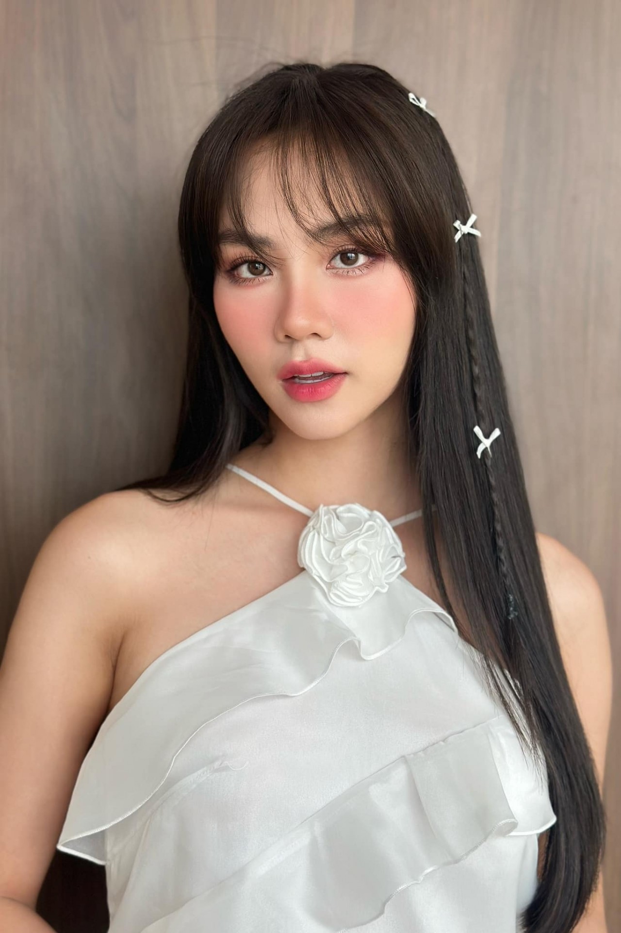 Nhan sắc Hoa hậu Huỳnh Nguyễn Mai Phương