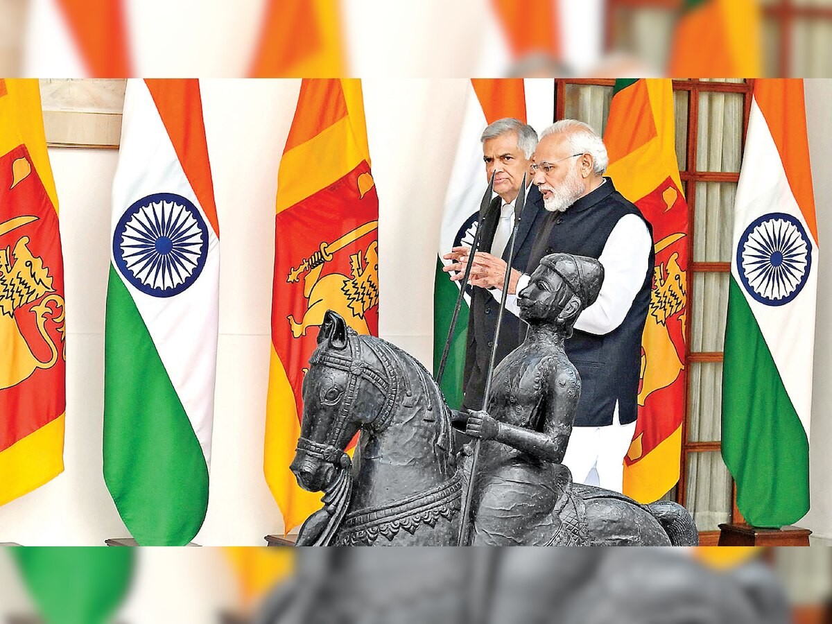 Thủ tướng Ấn Độ Narendra Modi đón ông Ranil Wickremesinghe thăm New Delhi trên cương vị Thủ tướng Sri Lanka, tháng 10/2018. (Nguồn: DNA) Thủ tướng Ấn Độ Narendra Modi đón ông Ranil Wickremesinghe thăm New Delhi trên cương vị Thủ tướng Sri Lanka, tháng 10/2018. (Nguồn: DNA)