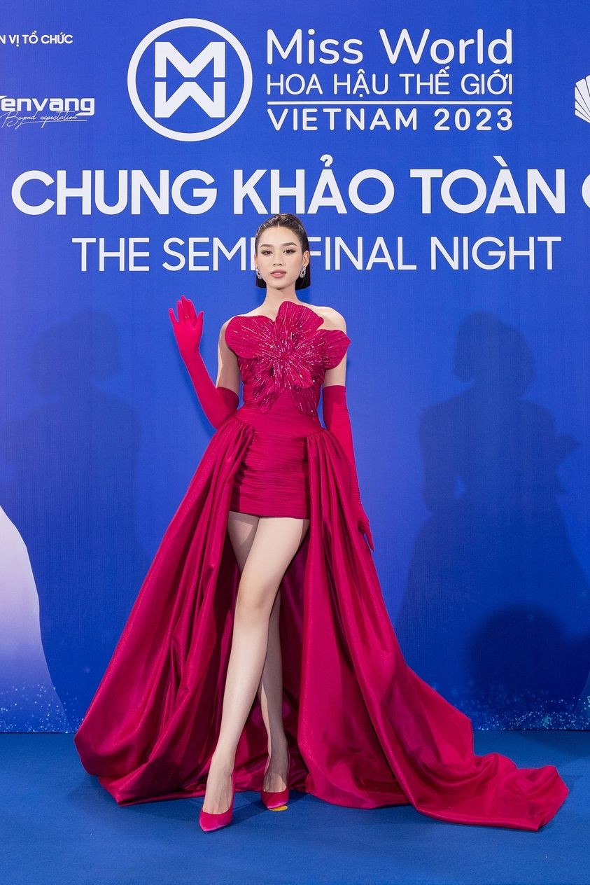 Hoa hậu Đỗ Thị Hà