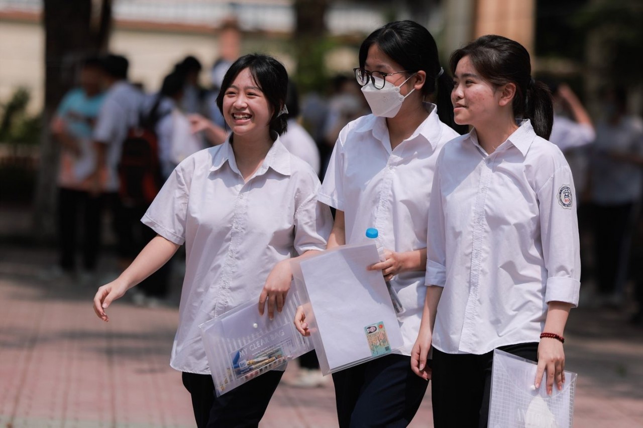 Tra cứu điểm thi lớp 10 ở đâu? Giảm áp lực cho học sinh, Ninh Bình điều chỉnh số môn thi và thời gian làm bài vào lớp 10 công lập