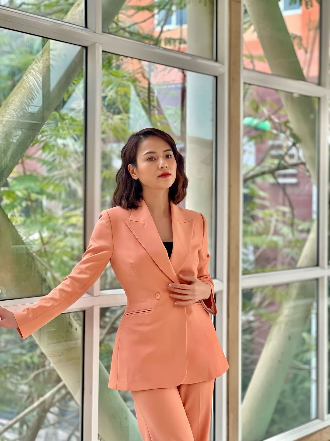 Nhan sắc diễn viên Việt Hoa phim Nơi giấc mơ tìm về