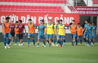 HLV Philippe Troussier tôn trọng đội Hong Kong (Trung Quốc), Hoàng Đức hứa cố gắng thi đấu