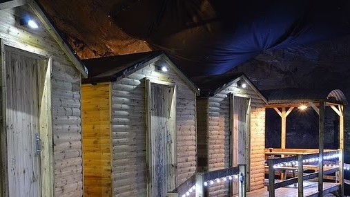 Anh: Khách sạn sâu nhất thế giới, 419m dưới lòng đất, gồm 4 cabin