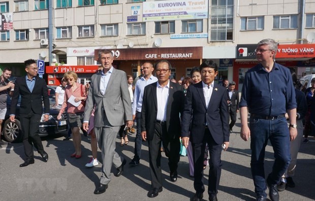 Cộng đồng người Việt đóng góp tiếng nói bảo vệ mội trường tại Czech Cộng đồng người Việt nâng cao nhận thức bảo vệ môi trường tại Czech